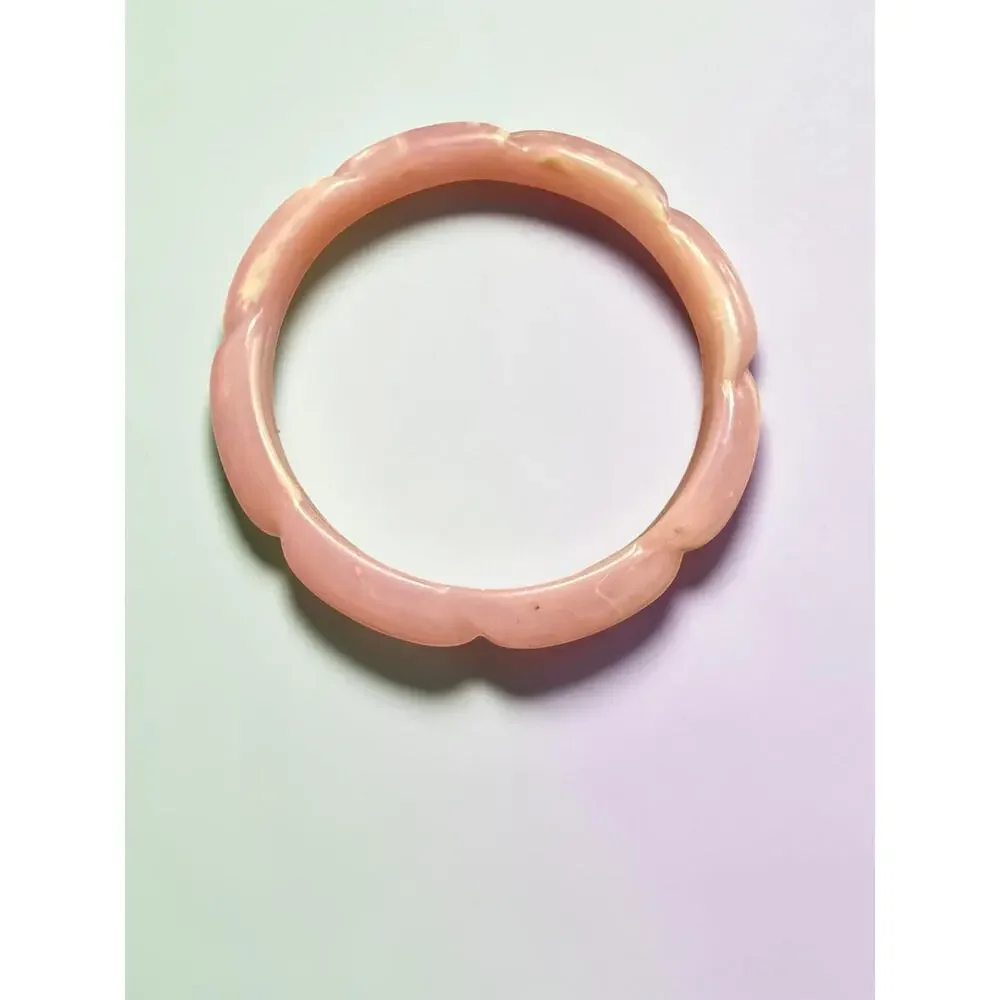Vintage Made in Italy Pink Marbled Lucite Scalloped Bangle Bracelet Mod 10